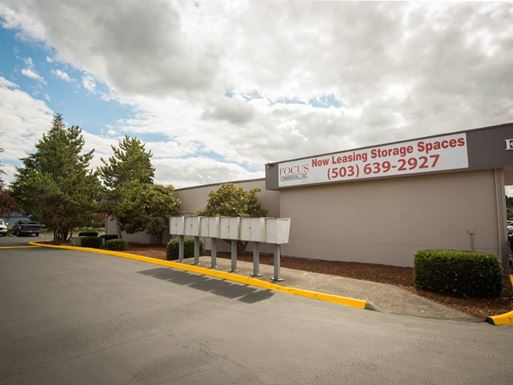 Source URL: https://cdnsc.rentcafe.com/dmslivecafe/2/124333/p1041216_BurnhamBusiness_Storage_05_1_PhotoGallery.jpg?width=-1&height=385&quality=80