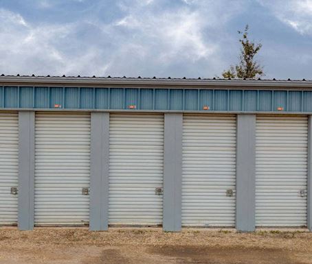 Source URL: https://cdnsc.rentcafe.com/dmslivecafe/2/143515/009-20210917-highres_opt.jpg?width=-1&height=385&quality=80