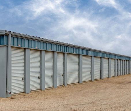 Source URL: https://cdnsc.rentcafe.com/dmslivecafe/2/143515/016-20210917-highres_opt.jpg?width=-1&height=385&quality=80