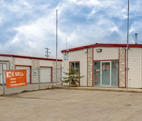 Source URL: https://cdnsc.rentcafe.com/dmslivecafe/2/143515/L052-SIGNAGE-GRANDE-PRAIRIE-AB-9_opt.jpg?width=-1&height=385&quality=80