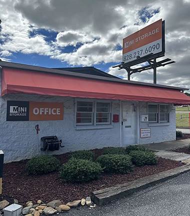 Storage Units for Rent available at 3005 Nathan St., Newton, NC 28658