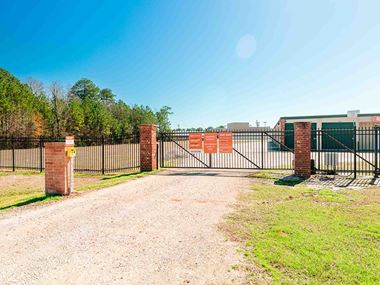 Storage Units for Rent available at 423 W Gibson, Jasper, TX 75951