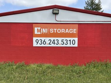 Storage Units for Rent available at 12285 Us-69, Huntington, TX 75949