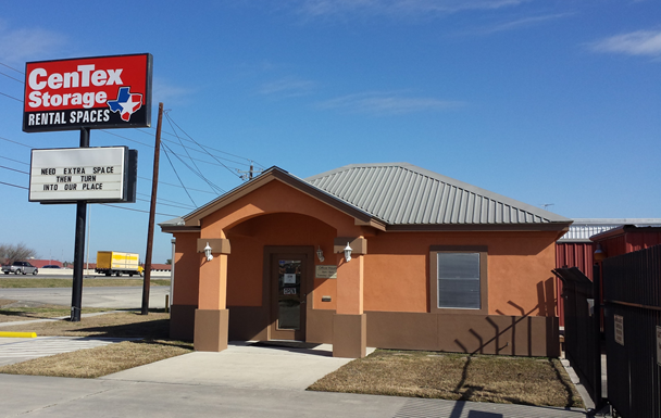 Source URL: https://cdnsc.rentcafe.com/dmslivecafe/2/196835/Photo1(1).png?width=-1&height=385&quality=80