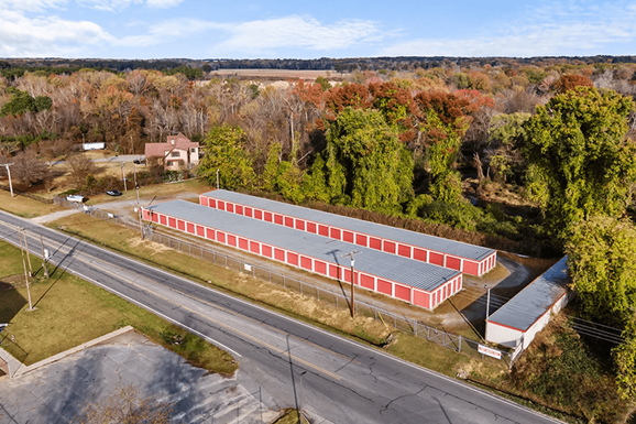 Source URL: https://cdnsc.rentcafe.com/dmslivecafe/2/237637/property_10-2024_Safe%20Secure%20Location.png?width=-1&height=385&quality=80