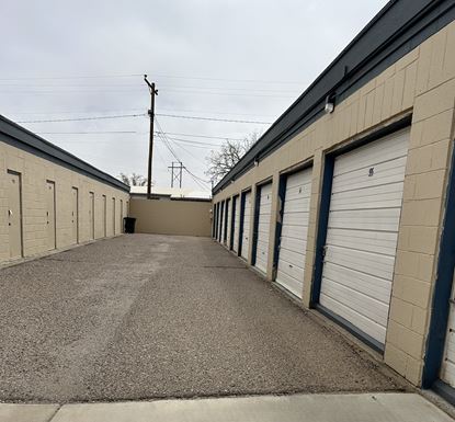 Source URL: https://cdnsc.rentcafe.com/dmslivecafe/2/247012/close%20up%20of%20secure%20fenced%20in%20storage%20units1.jpeg?width=-1&height=385&quality=80