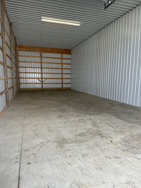 Source URL: https://cdnsc.rentcafe.com/dmslivecafe/2/254019/Hebron%20-%2020x50%20-%20Interior1.jpg?width=-1&height=385&quality=80