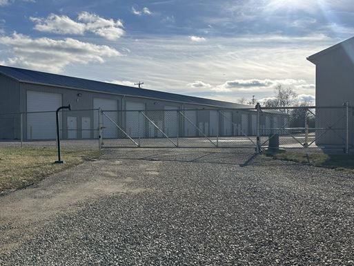 Source URL: https://cdnsc.rentcafe.com/dmslivecafe/2/254019/p1973601_Heath%20-%20Exterior%20-%20Gate3(1).jpg?width=-1&height=385&quality=80