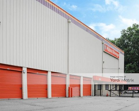 Source URL: https://cdnsc.rentcafe.com/dmslivecafe/3/1057970/1057970-1-2.jpg?width=-1&height=385&quality=80