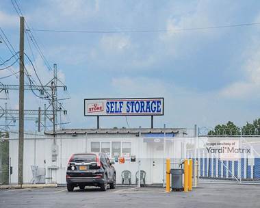 Storage Units for Rent available at 1690 South Avenue, Staten Island, NY 10314