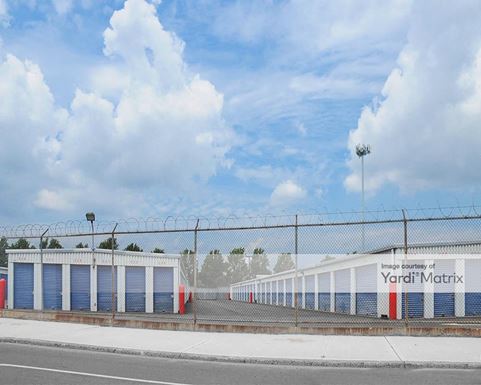 Source URL: https://cdnsc.rentcafe.com/dmslivecafe/3/1057974/1057974-1-4.jpg?width=-1&height=385&quality=80