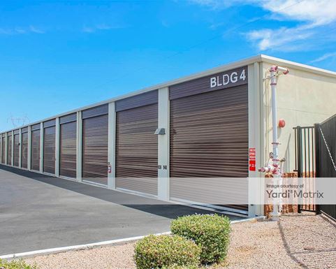 Source URL: https://cdnsc.rentcafe.com/dmslivecafe/3/1057981/1057981-1-4.jpg?width=-1&height=385&quality=80