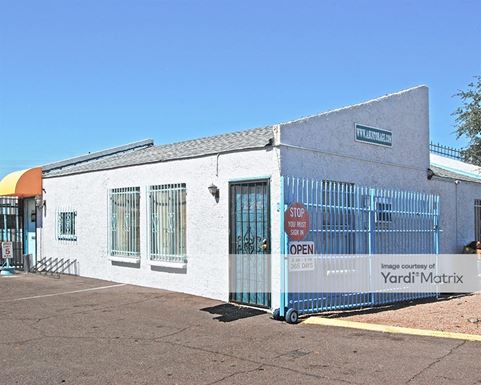 Source URL: https://cdnsc.rentcafe.com/dmslivecafe/3/1057982/1057982-1-4.jpg?width=-1&height=385&quality=80