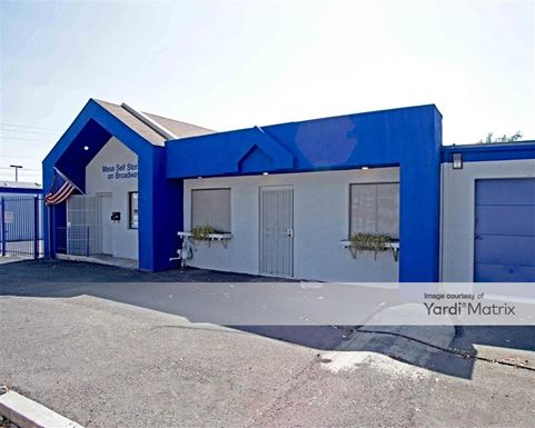 Source URL: https://cdnsc.rentcafe.com/dmslivecafe/3/1057986/1057986-1-4.jpg?width=-1&height=385&quality=80