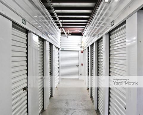 Source URL: https://cdnsc.rentcafe.com/dmslivecafe/3/1058057/1058057-1-3.jpg?width=-1&height=385&quality=80