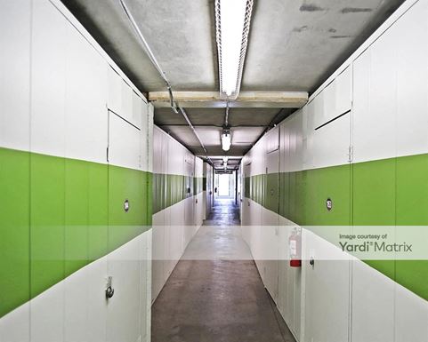 Source URL: https://cdnsc.rentcafe.com/dmslivecafe/3/1058078/1058078-1-4.jpg?width=-1&height=385&quality=80