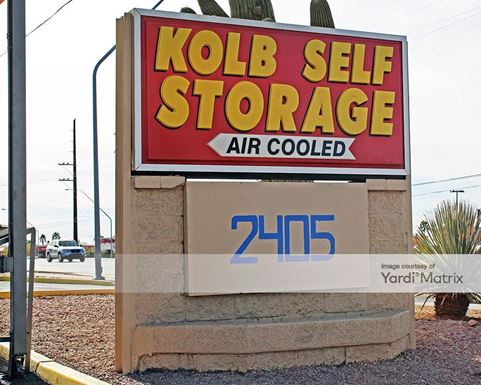 Source URL: https://cdnsc.rentcafe.com/dmslivecafe/3/1058128/1058128-1-5.jpg?width=-1&height=385&quality=80