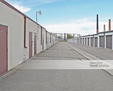 Source URL: https://cdnsc.rentcafe.com/dmslivecafe/3/1058142/1058142-1-4.jpg?width=-1&height=385&quality=80