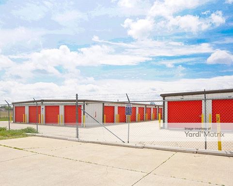 Source URL: https://cdnsc.rentcafe.com/dmslivecafe/3/1058147/1058147-1-3.jpg?width=-1&height=385&quality=80