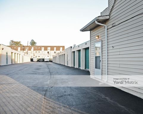 Source URL: https://cdnsc.rentcafe.com/dmslivecafe/3/1058176/1058176-1-3.jpg?width=-1&height=385&quality=80