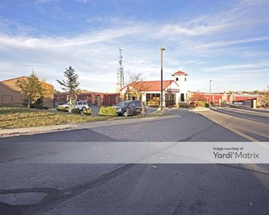 Storage Units for Rent available at 4111 Siskin Avenue, Littleton, CO 80126