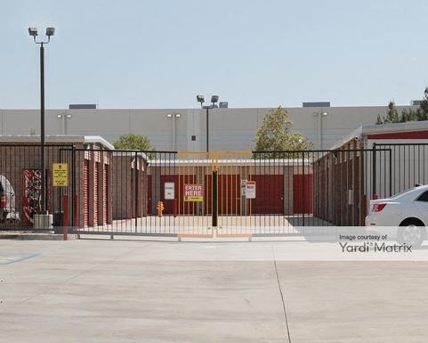 Source URL: https://cdnsc.rentcafe.com/dmslivecafe/3/1058276/1058276-1-4.jpg?width=-1&height=385&quality=80