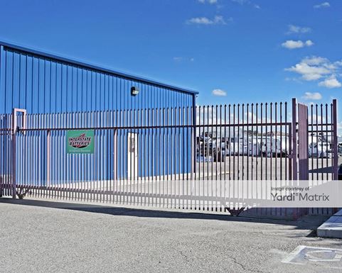 Source URL: https://cdnsc.rentcafe.com/dmslivecafe/3/1058437/1058437-1-5.jpg?width=-1&height=385&quality=80