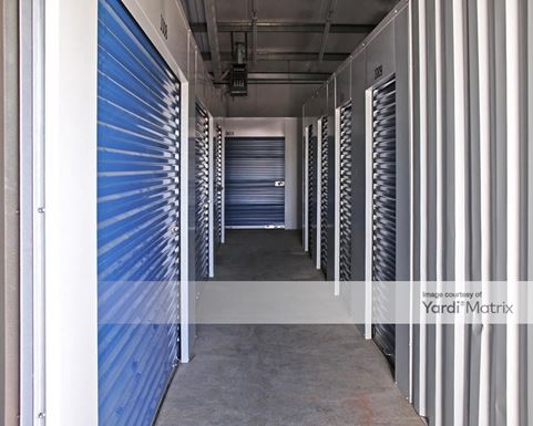 Source URL: https://cdnsc.rentcafe.com/dmslivecafe/3/1058541/1058541-1-5.jpg?width=-1&height=385&quality=80