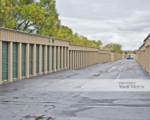 Source URL: https://cdnsc.rentcafe.com/dmslivecafe/3/1058546/1058546-1-4.jpg?width=-1&height=385&quality=80