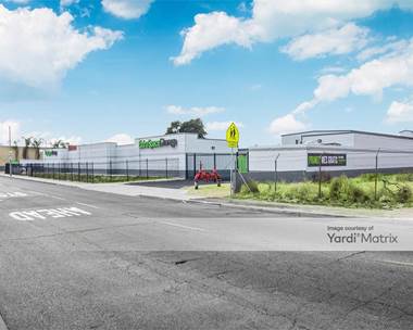 Storage Units for Rent available at 660 West Acacia Avenue, Hemet, CA 92543