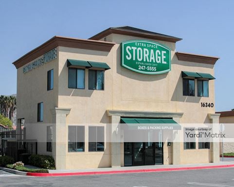 Source URL: https://cdnsc.rentcafe.com/dmslivecafe/3/1058653/1058653-1-5.jpg?width=-1&height=385&quality=80