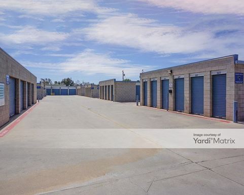 Source URL: https://cdnsc.rentcafe.com/dmslivecafe/3/1058675/1058675-1-5.jpg?width=-1&height=385&quality=80