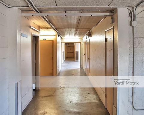 Source URL: https://cdnsc.rentcafe.com/dmslivecafe/3/1058854/1058854-1-4.jpg?width=-1&height=385&quality=80