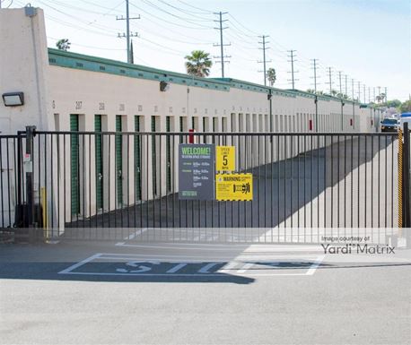 Source URL: https://cdnsc.rentcafe.com/dmslivecafe/3/1059113/1059113-1-2.jpg?width=-1&height=385&quality=80