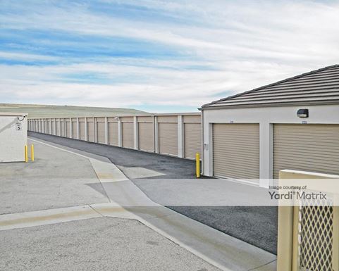 Source URL: https://cdnsc.rentcafe.com/dmslivecafe/3/1059131/1059131-1-4.jpg?width=-1&height=385&quality=80