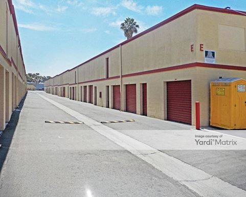 Los Angeles, CA, Self-Storage Near 3636 Beverly Blvd