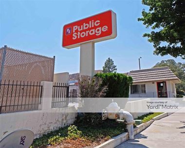 Storage Units for Rent available at 21648 Golden Triangle Road, Saugus, CA 91350