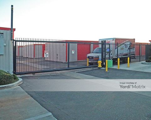 Source URL: https://cdnsc.rentcafe.com/dmslivecafe/3/1059272/1059272-1-2.jpg?width=-1&height=385&quality=80