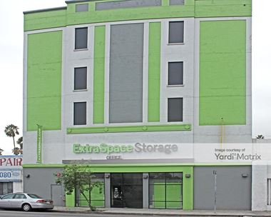 Storage Units for Rent available at 5555 South Western Avenue, Los Angeles, CA 90062