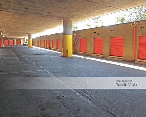 Source URL: https://cdnsc.rentcafe.com/dmslivecafe/3/1059316/1059316-1-4.jpg?width=-1&height=385&quality=80