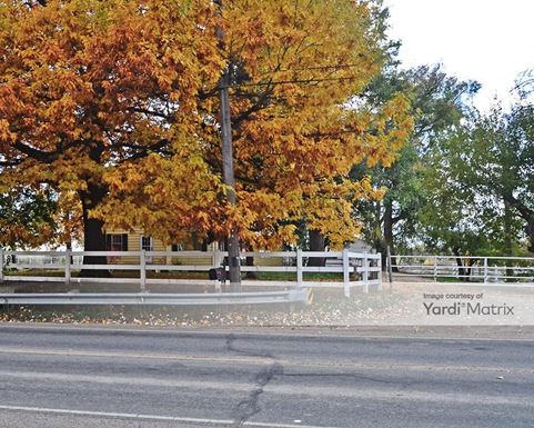 Source URL: https://cdnsc.rentcafe.com/dmslivecafe/3/1059354/1059354-1-2.jpg?width=-1&height=385&quality=80