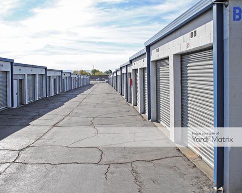 Source URL: https://cdnsc.rentcafe.com/dmslivecafe/3/1059384/1059384-1-3.jpg?width=-1&height=385&quality=80