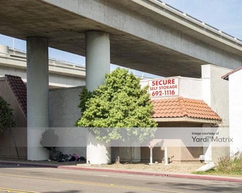 Source URL: https://cdnsc.rentcafe.com/dmslivecafe/3/1059412/1059412-1-4.jpg?width=-1&height=385&quality=80