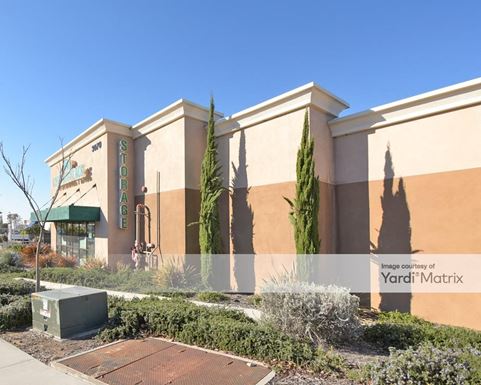 Source URL: https://cdnsc.rentcafe.com/dmslivecafe/3/1059476/1059476-1-6.jpg?width=-1&height=385&quality=80