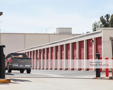 Source URL: https://cdnsc.rentcafe.com/dmslivecafe/3/1059494/1059494-1-3.jpg?width=-1&height=385&quality=80