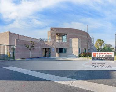 Storage Units for Rent available at 27680 Center Drive, Mission Viejo, CA 92692