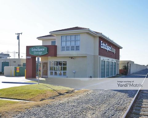 Source URL: https://cdnsc.rentcafe.com/dmslivecafe/3/1059521/1059521-1-2.jpg?width=-1&height=385&quality=80