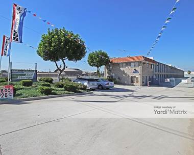 Storage Units for Rent available at 13633 Rosecrans Avenue, Santa Fe Springs, CA 90670