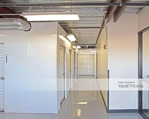 Source URL: https://cdnsc.rentcafe.com/dmslivecafe/3/1059549/1059549-1-3.jpg?width=-1&height=385&quality=80