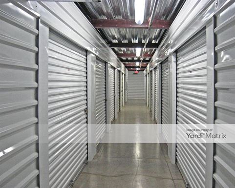 Source URL: https://cdnsc.rentcafe.com/dmslivecafe/3/1059551/1059551-1-6.jpg?width=-1&height=385&quality=80